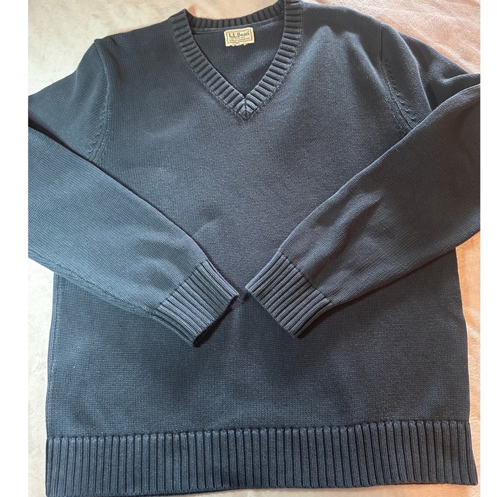 LL Bean Mens V-Neck Sweater Navy Blue Cotton Knit Pullover  Med/Lg Y2K